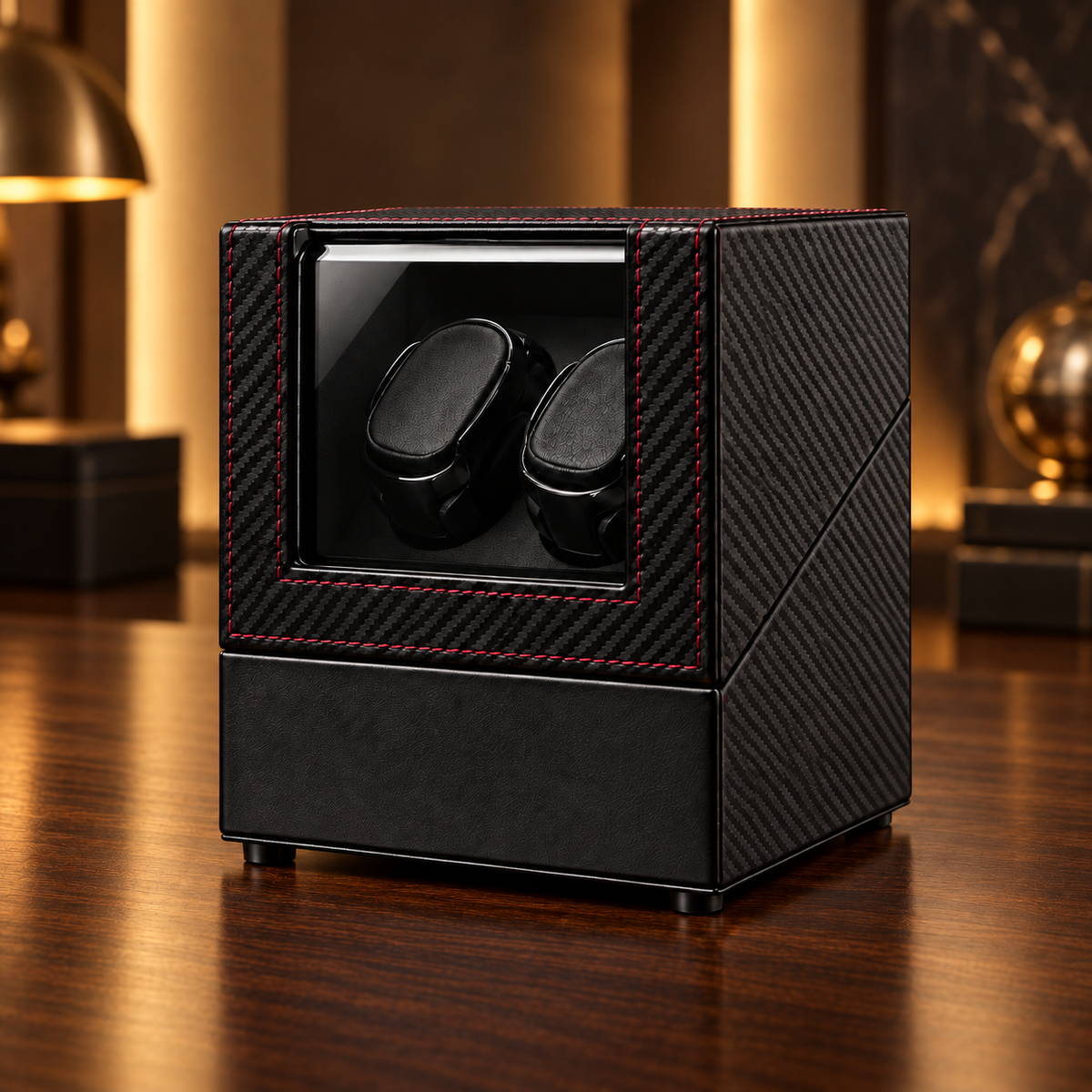 Remontoir automatique Duo Minuit, vue trois quarts dans un intérieur premium