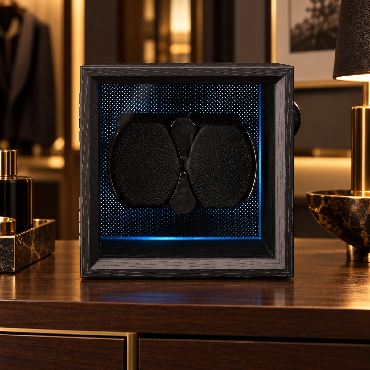 Remontoir Automatique Galerie pour deux montres dans un intérieur premium